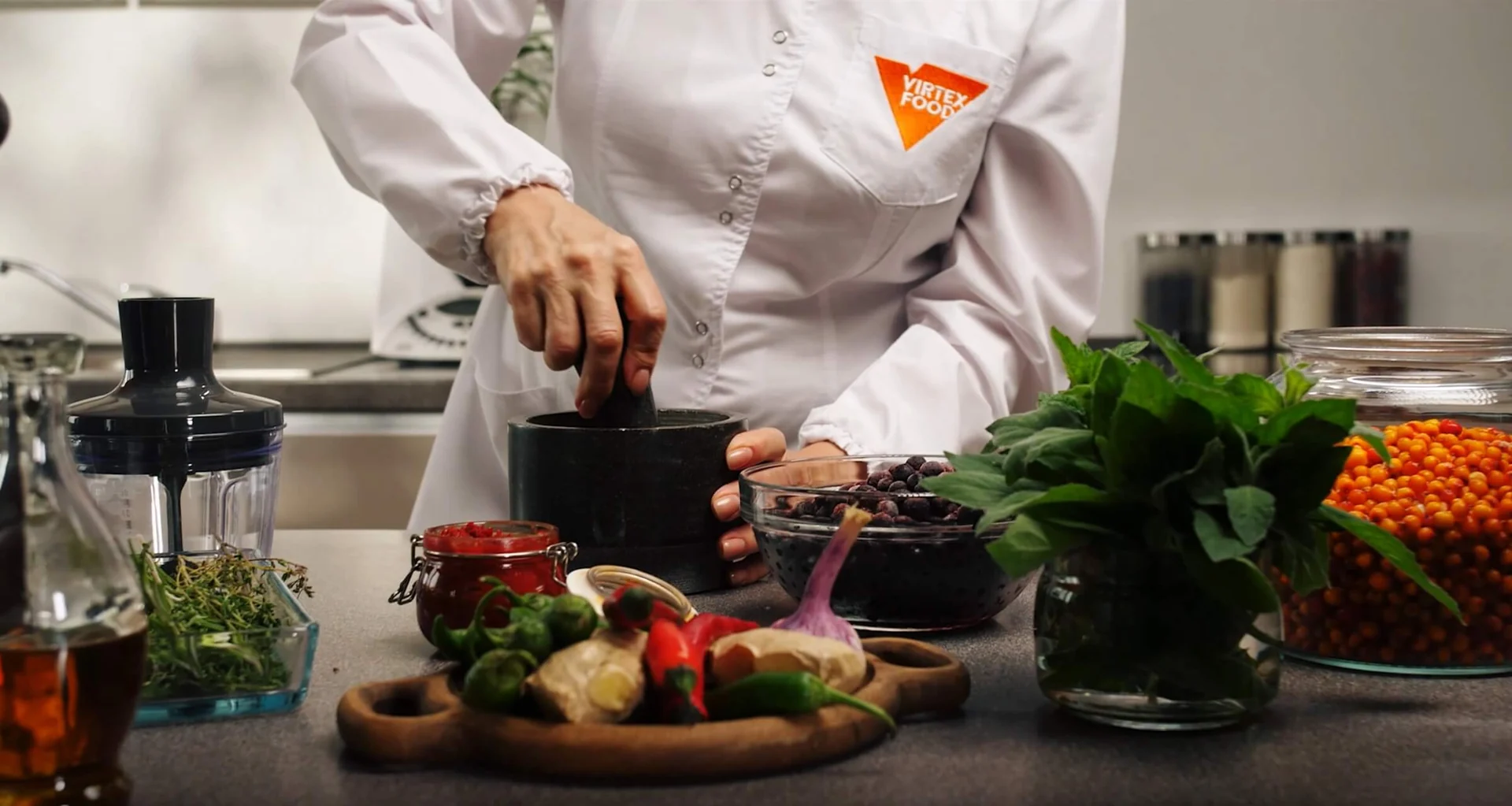 Работа технолога VIRTEX FOOD. Фото с официального сайта компании.